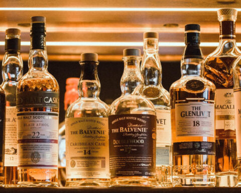 Oeno Group lancia investimenti in whisky premium