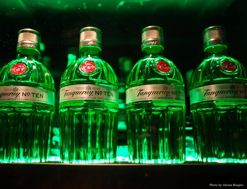 Bottiglie di Tanqueray (©Alyssa Ringler)