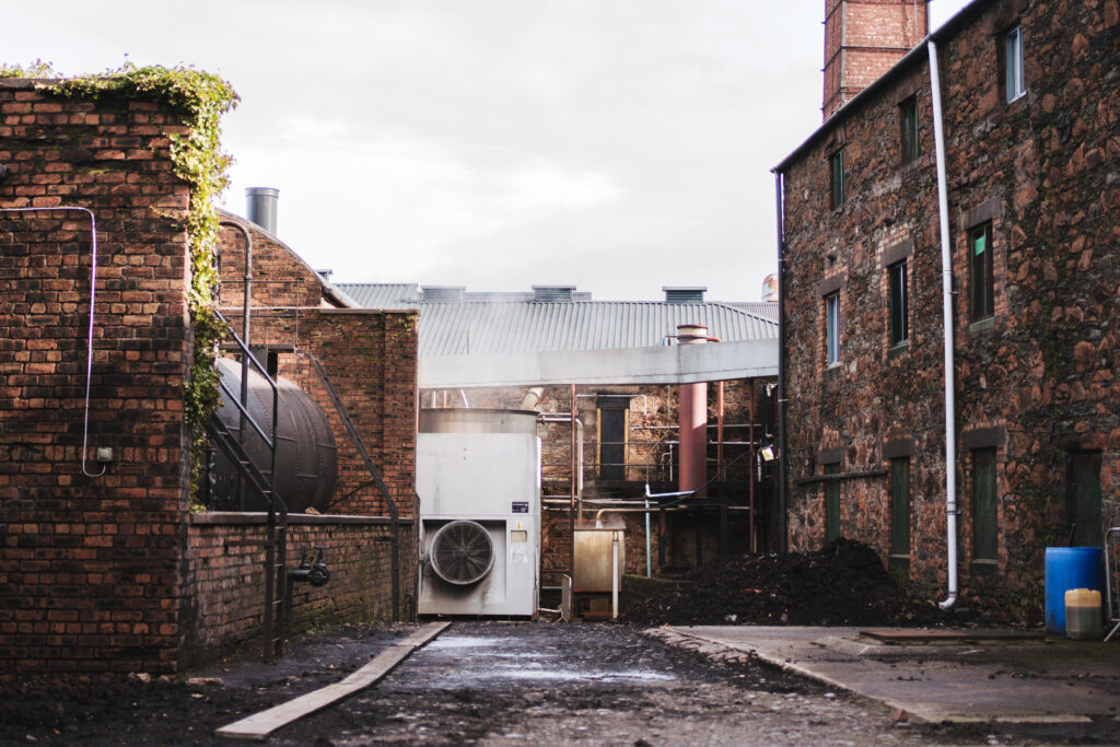 L'antica distilleria di Springbank nel territorio di Campbeltown scozia distillery