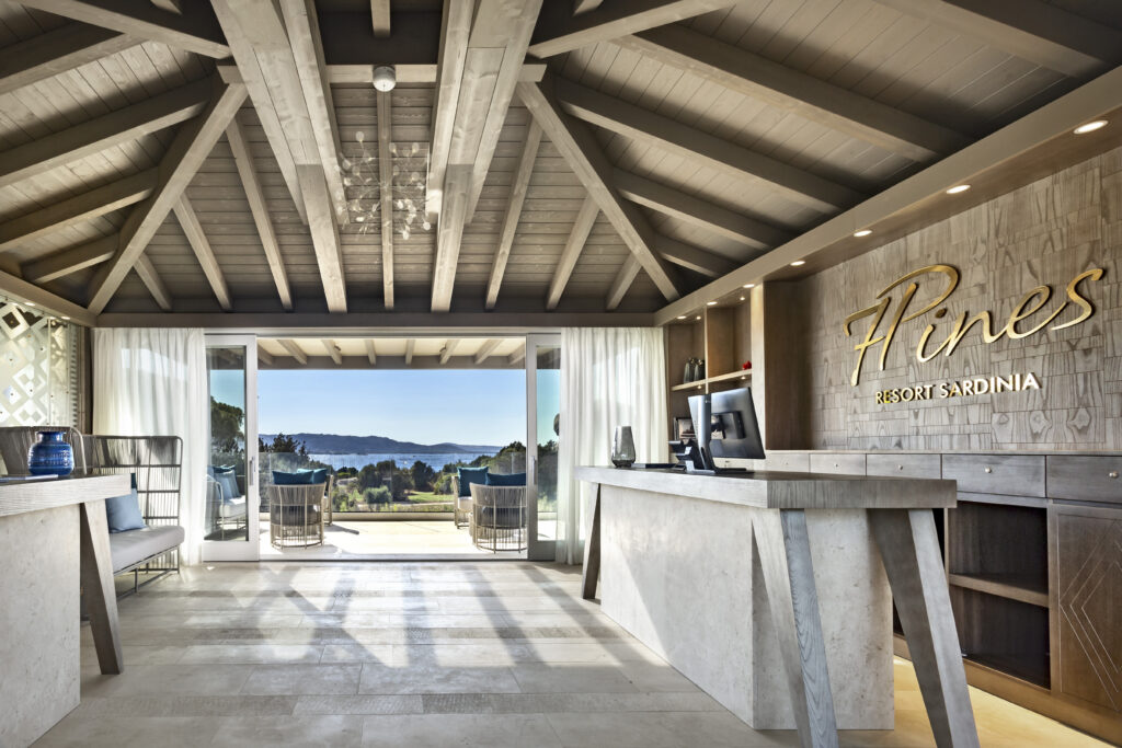 7Pines Resort Sardinia, reception - credits Hyatt Hotels